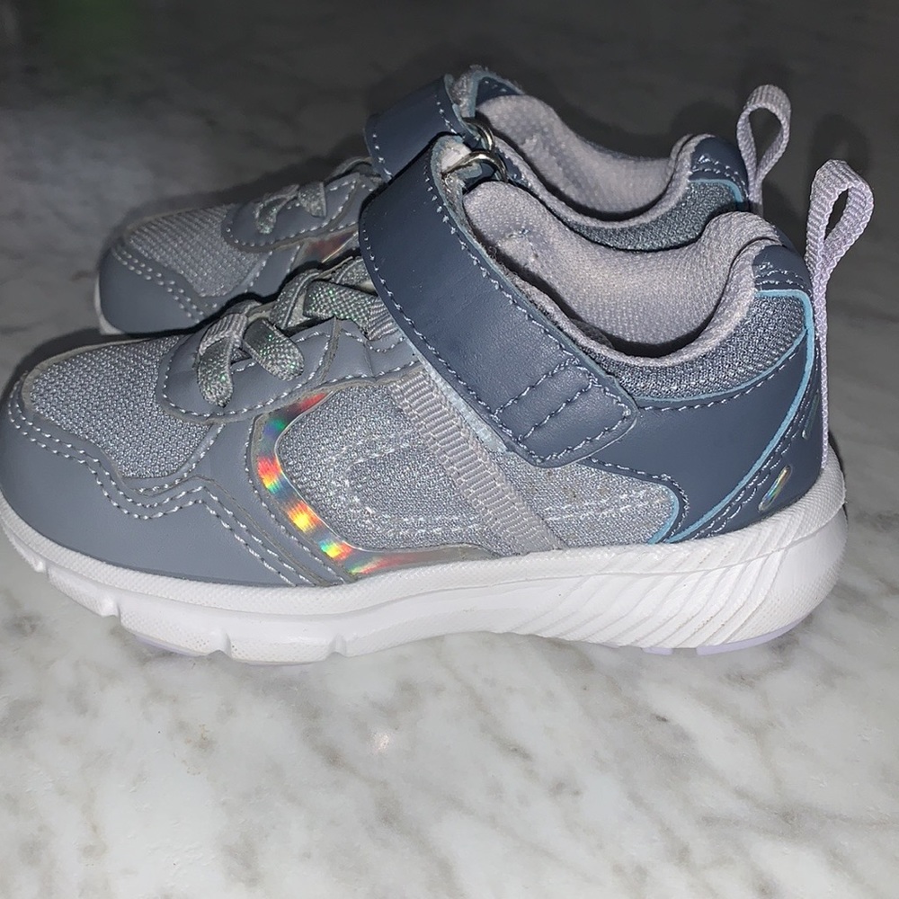 TAG- Running shoes for toddler girl